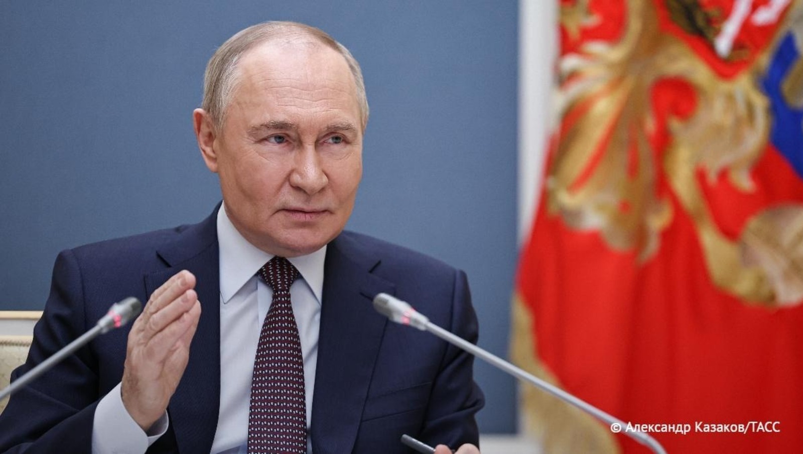 Владимир Путин Дональд Трамп менән телефондан һөйләште