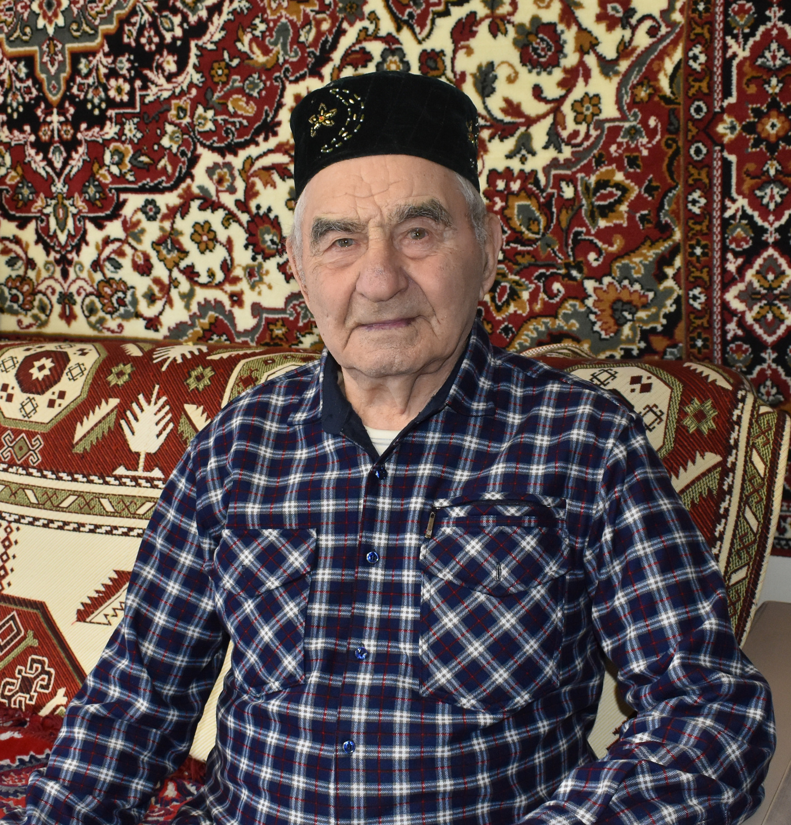 Хеҙмәткә һәм ғаиләгә арналған тормош